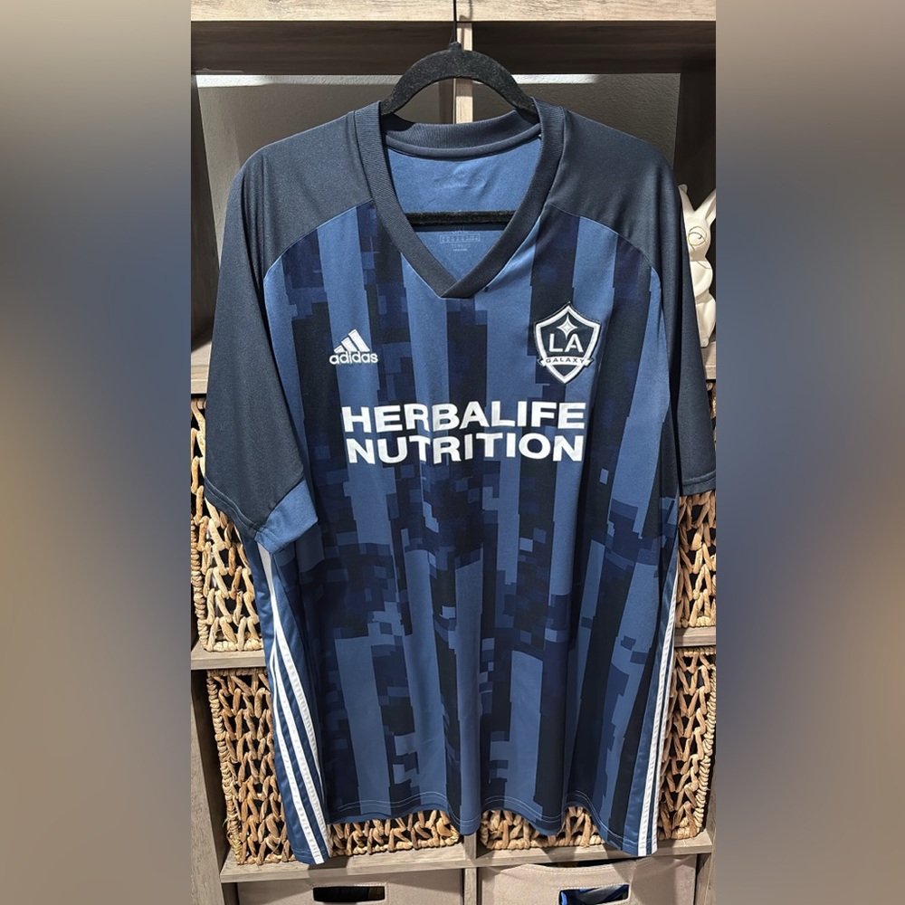 Men’s adidas Soccer Jersey - EUC (Used Once)
